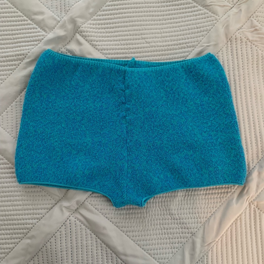 Capezio knit ballet warm up shorts